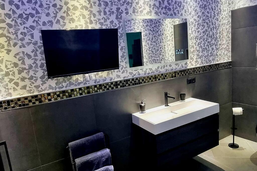 헤어데케 Luxus Loft Whirlpool Designer Kueche Bad 아파트 외부 사진