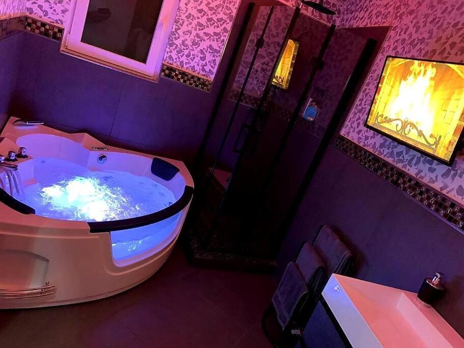 헤어데케 Luxus Loft Whirlpool Designer Kueche Bad 아파트 외부 사진