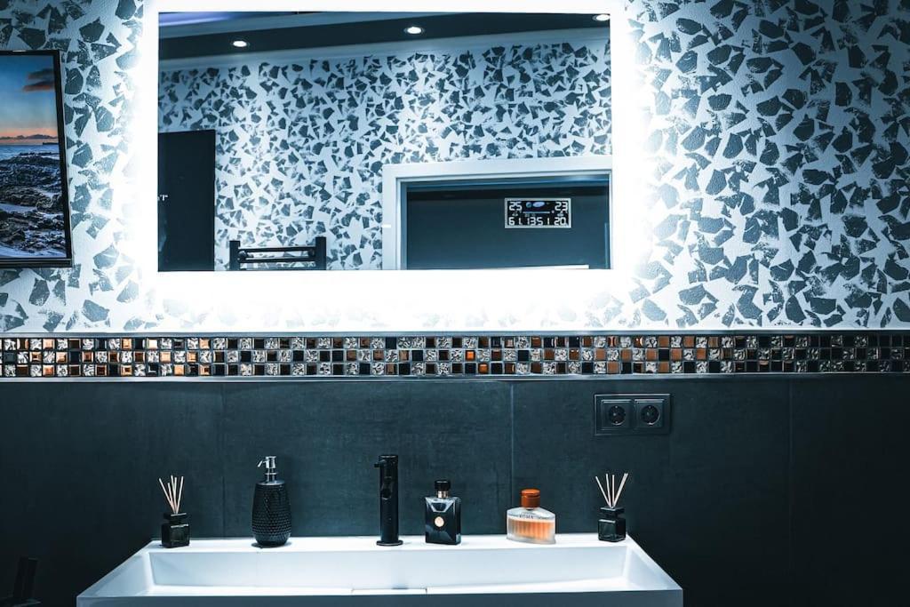 헤어데케 Luxus Loft Whirlpool Designer Kueche Bad 아파트 외부 사진