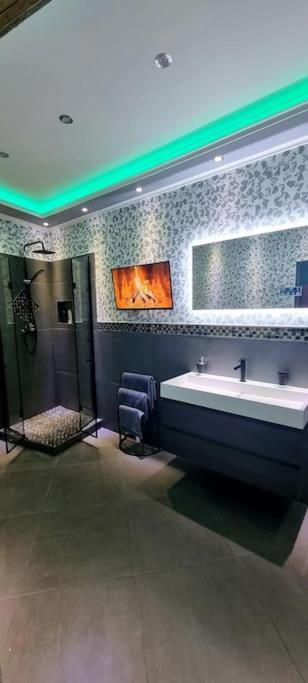 헤어데케 Luxus Loft Whirlpool Designer Kueche Bad 아파트 외부 사진
