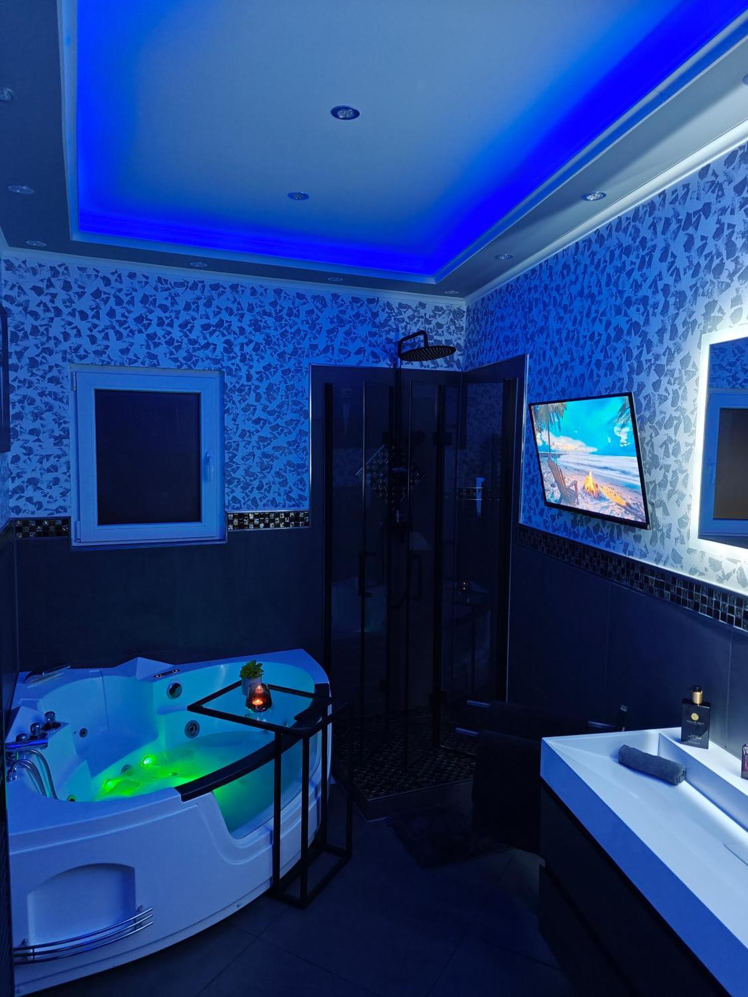 헤어데케 Luxus Loft Whirlpool Designer Kueche Bad 아파트 외부 사진